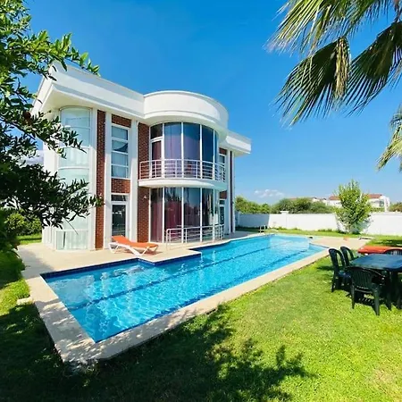 Ocean Villas 4+1 Private Pool Vila